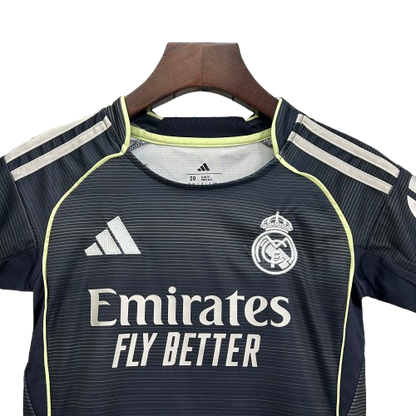 Kit Infantil Real Madrid Away 25/26