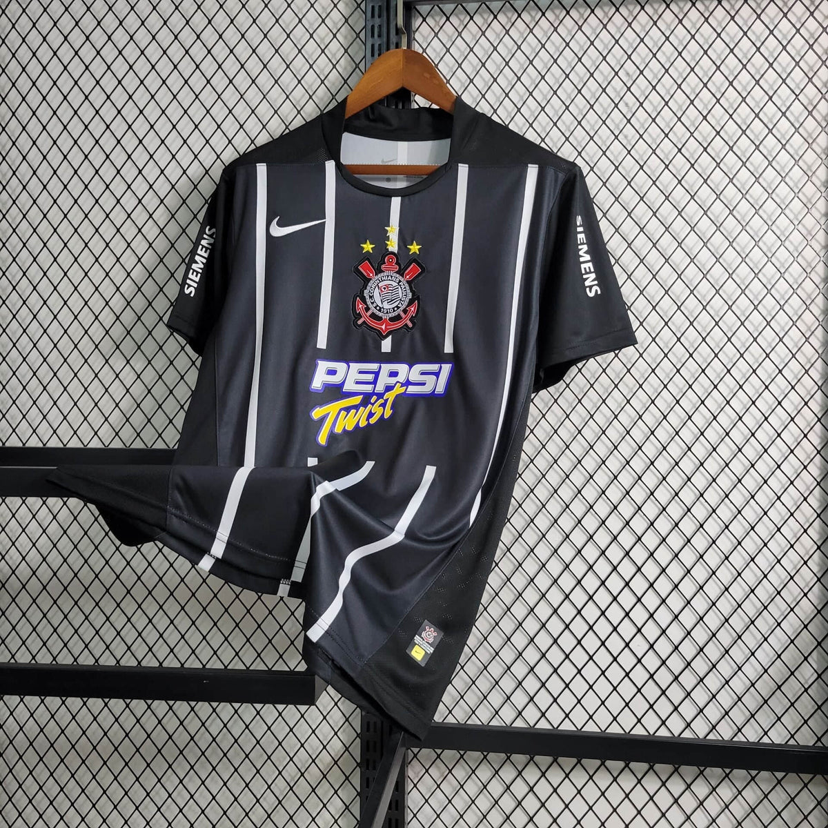 Camisa Corinthians Titular 2004 - Versão Retrô Preta Pepsi Twist