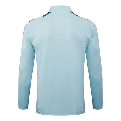 Conjunto de Passeio Cruzeiro 2025 Azul Clara